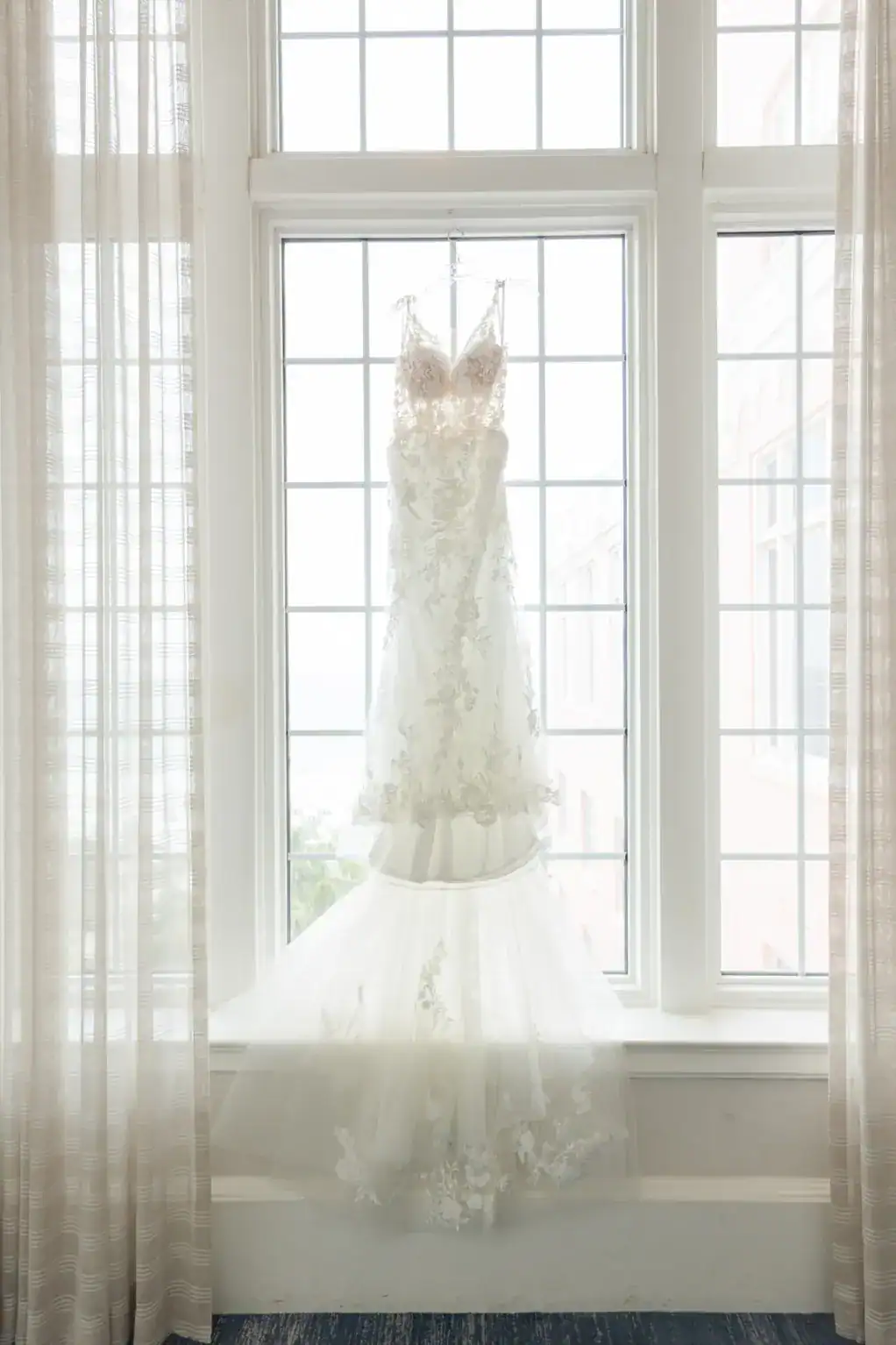 Grand ballroom reception with romantic blush and ivory tablescapes at The Don CeSar