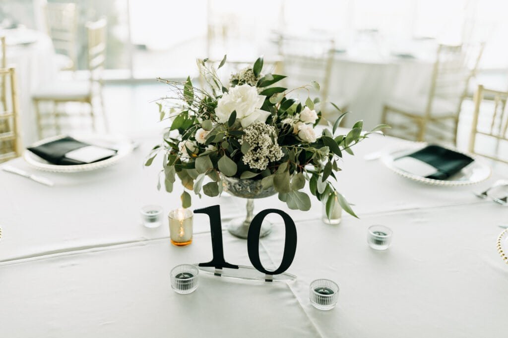 Emerald Velvet Table Linens