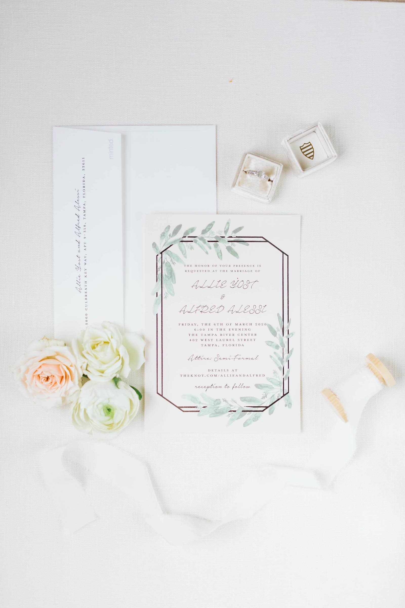 Green and White Boho-Chic Downtown Tampa Wedding | Tampa River Center