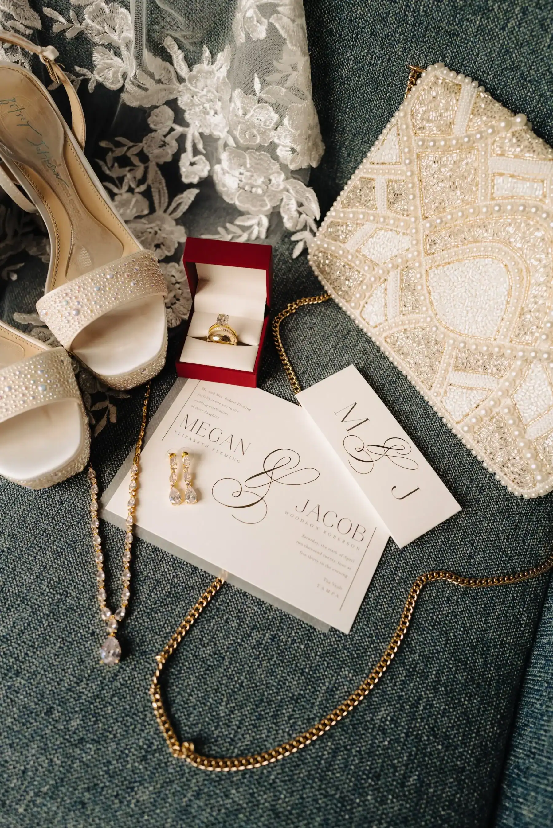 Elegant White and Gold Downtown Tampa Wedding | The Vault